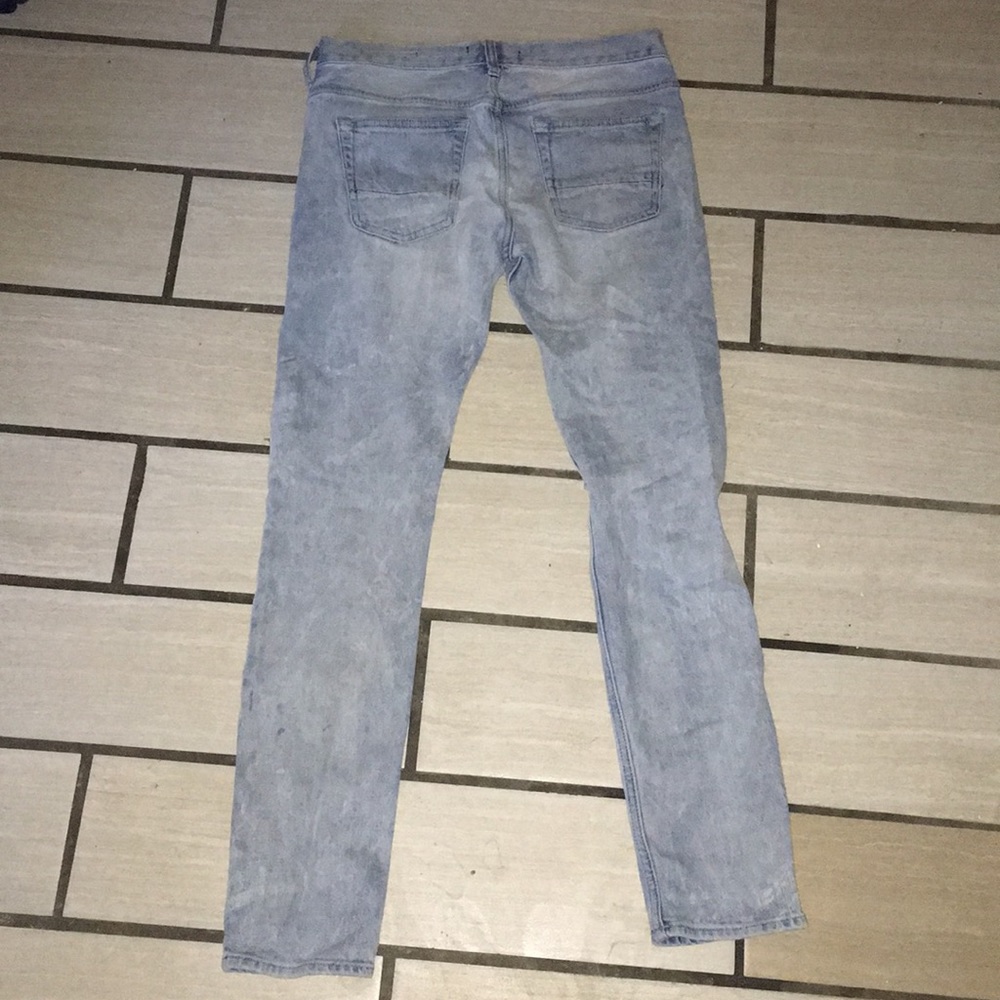 Ripped jeans - Picture 2 of 6